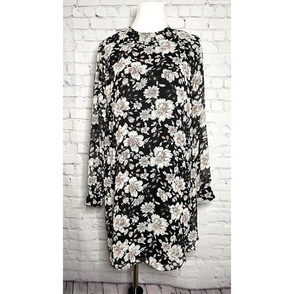 ASTR | Floral Dress